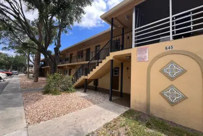 645 SW 20th Ct #0020, Delray Beach: photo 1 of 24