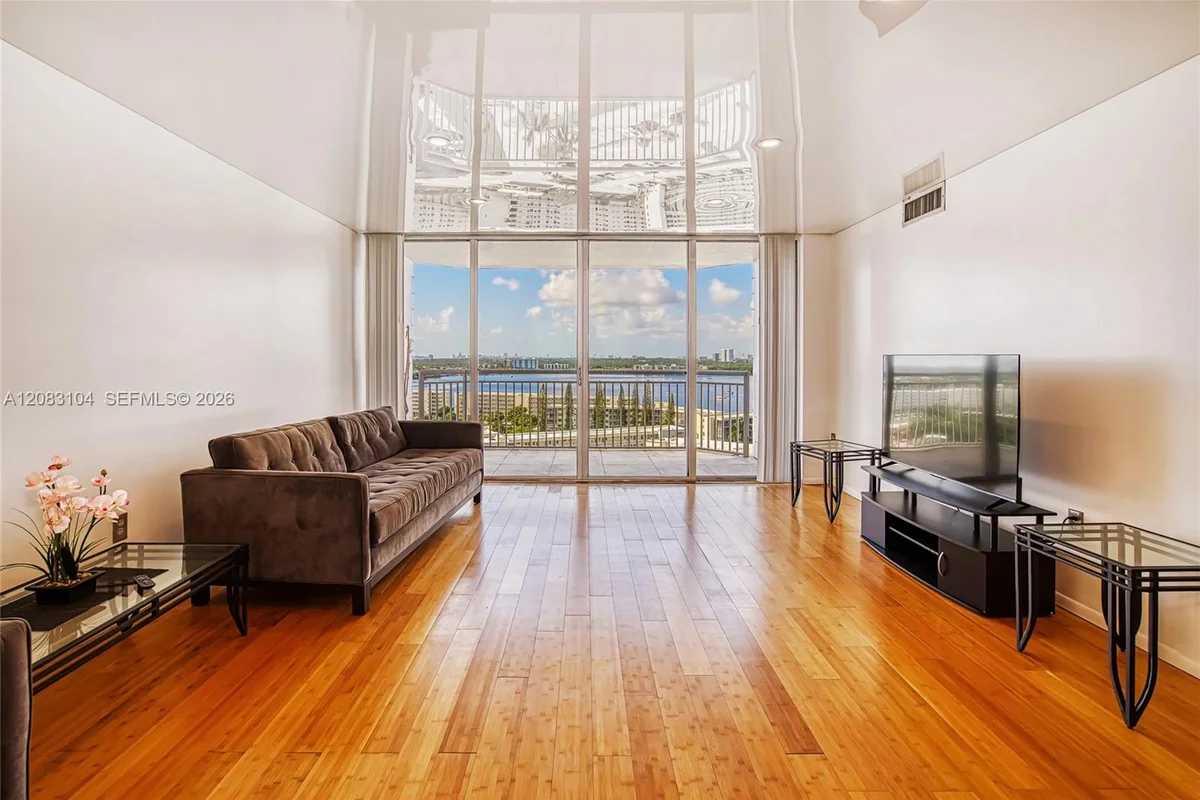 18021 Biscayne Blvd #1604, Aventura: photo 1 of 59