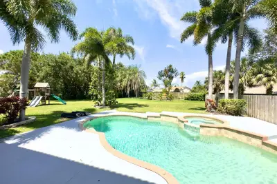 1118 Fosters Mill Dr, Boynton Beach: photo 1 of 57