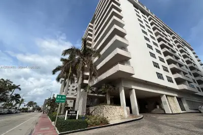 9225 Collins Ave #504, Surfside: photo 1 of 14