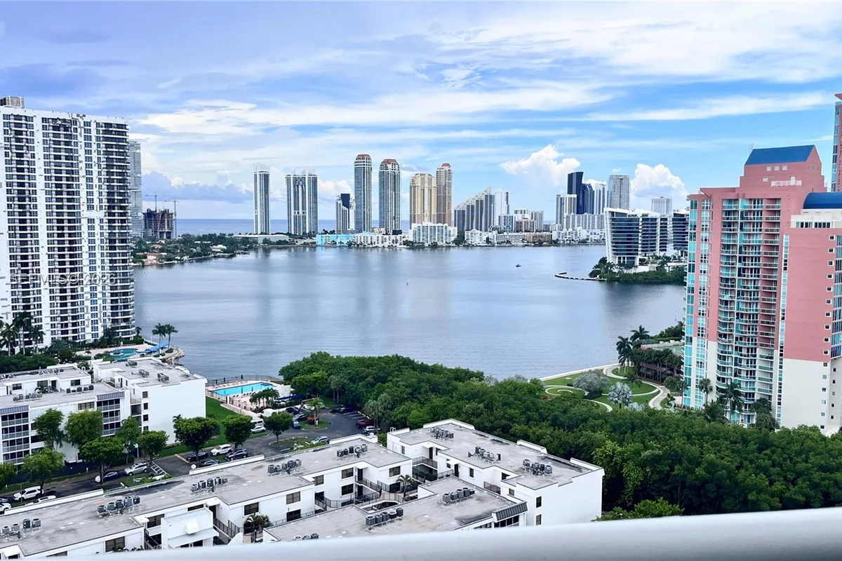 3300 NE 192nd St #PH16, Aventura: photo 1 of 28