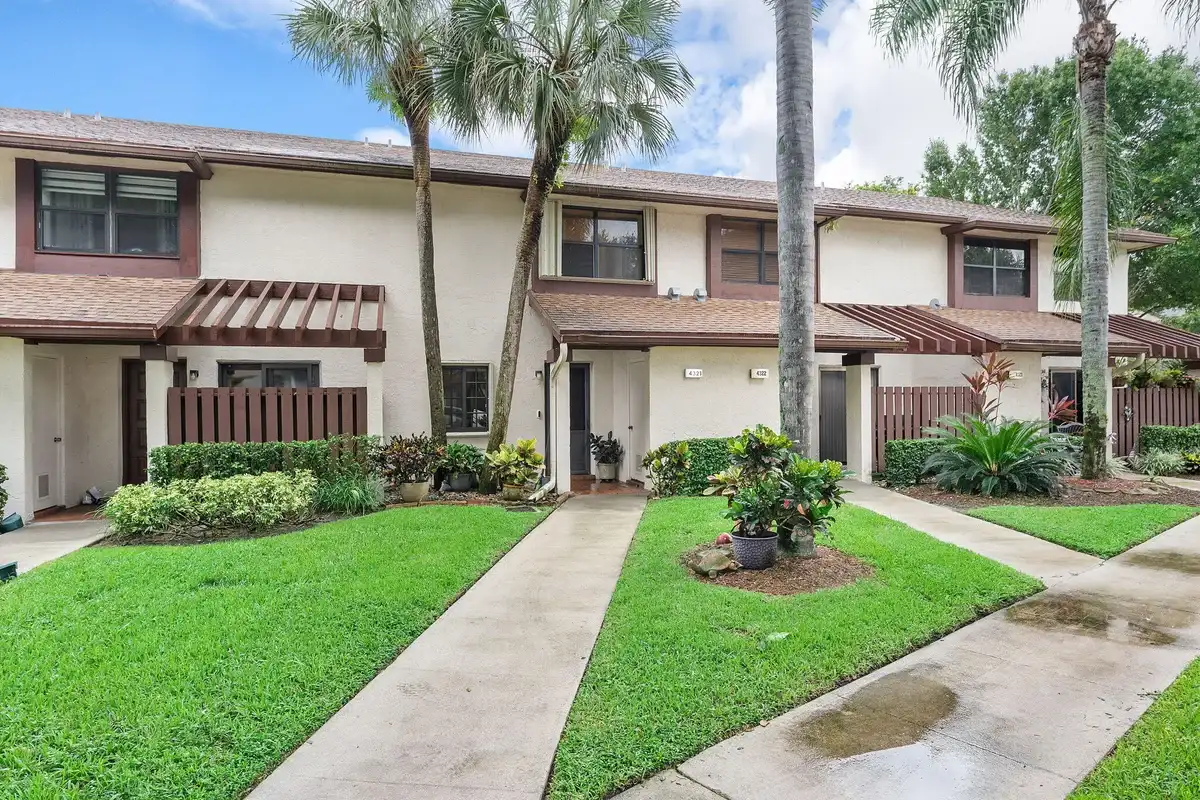 4321 Carambola Cir N #403-F, Coconut Creek: photo 1 of 30
