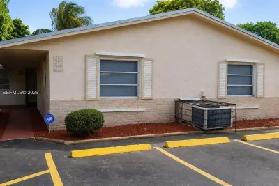 5880 NW 19th Ct #2, Lauderhill: photo 1 of 7