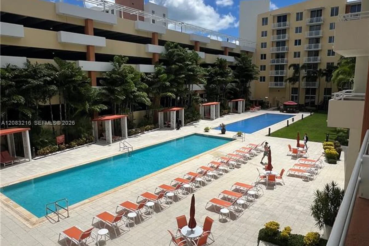 2775 NE 187th St #227, Aventura: photo 1 of 25