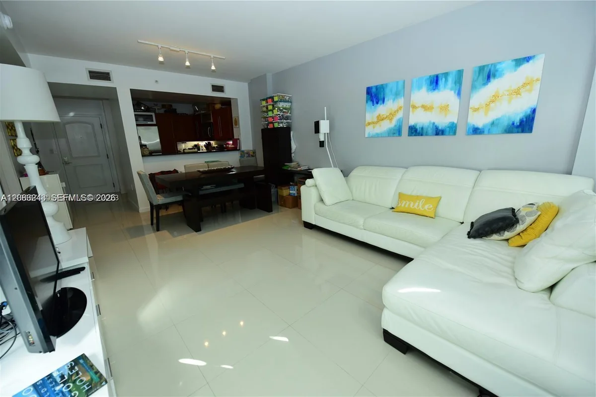 7355 SW 89th St #622N, Miami: photo 1 of 15