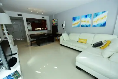 7355 SW 89th St #622N, Miami: photo 1 of 15