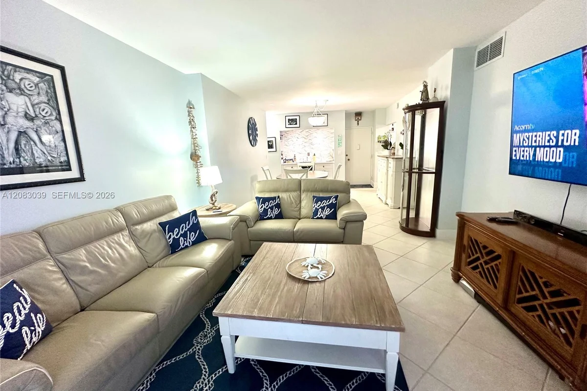 1950 S Ocean Dr #2C, Hallandale Beach: photo 1 of 59