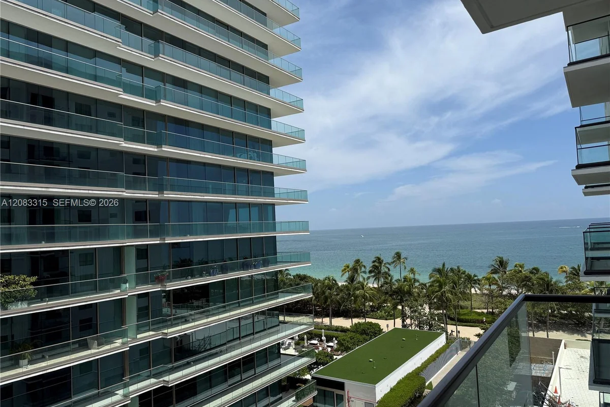 10185 E Collins Ave #822, Bal Harbour: photo 1 of 26