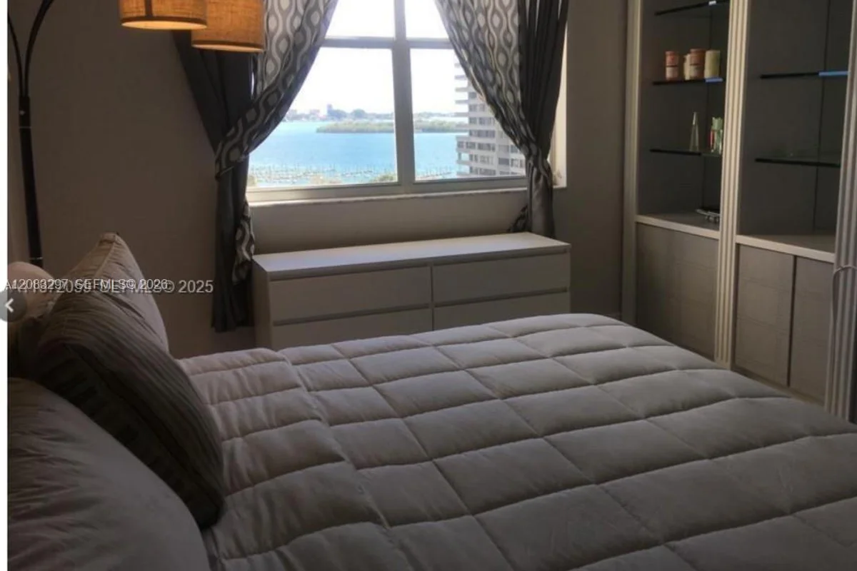 11111 Biscayne Blvd #4D, Miami: photo 1 of 19