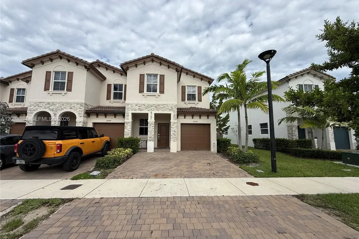12856 NW 22nd Pl, Miami: photo 1 of 67