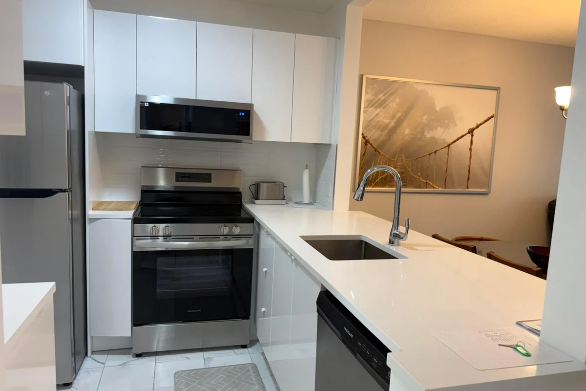 4411 NW 16th St #F106, Lauderhill: photo 1 of 14