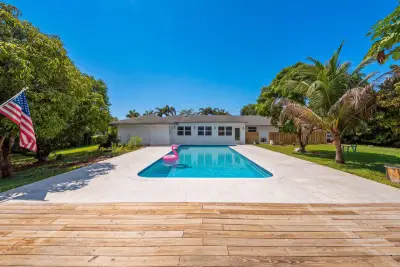 4910 SW 205th Ave, Southwest Ranches: photo 1 of 66