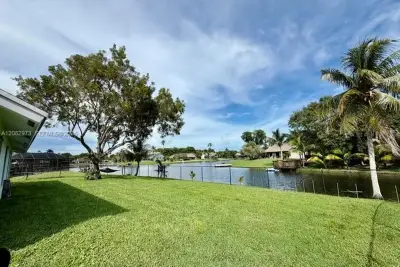 5796 SW 89th Way, Cooper City: photo 1 of 30