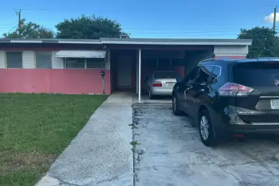 110 NW 193rd St, Miami Gardens: photo 1 of 21