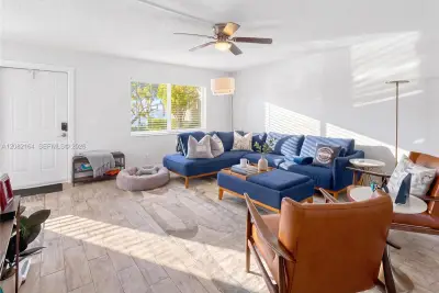 598 Flanders M, Delray Beach: photo 1 of 14