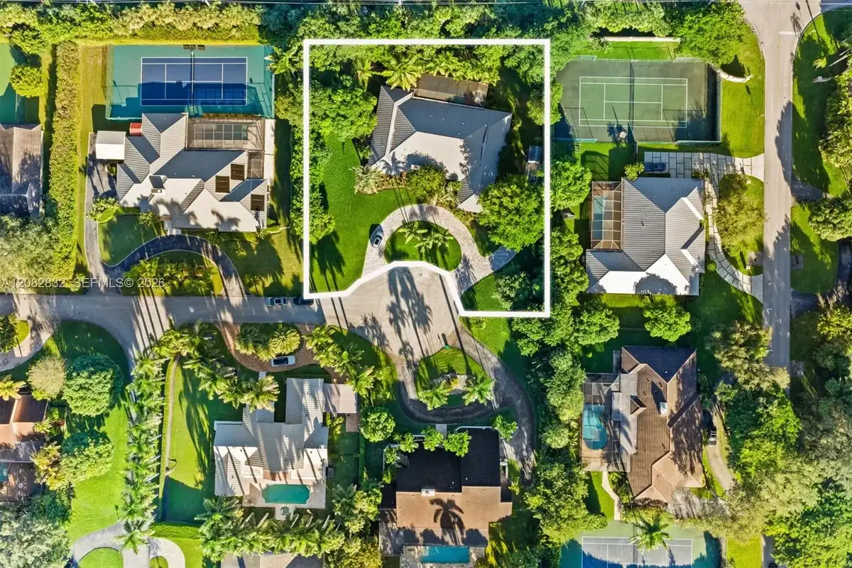 15625 SW 73rd Ct, Palmetto Bay: photo 1 of 47