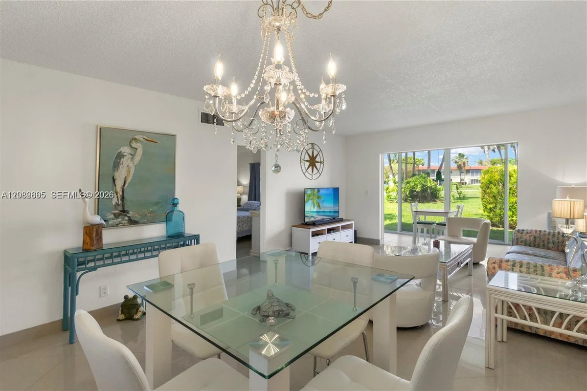 3 Abbey Ln #101, Delray Beach: photo 1 of 44