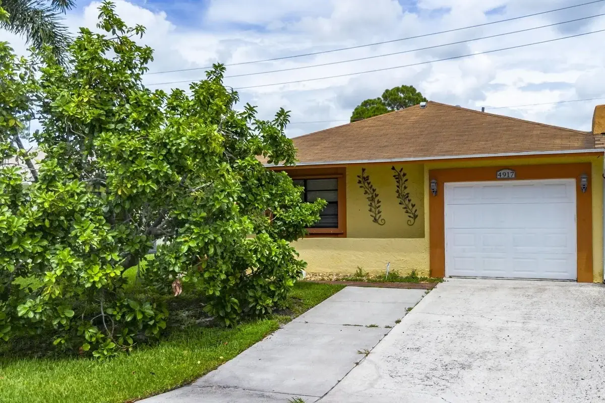 4917 Luqui Ct, West Palm Beach: photo 1 of 34