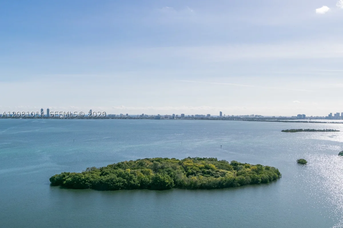 770 NE 69th St #6E, Miami: photo 1 of 24