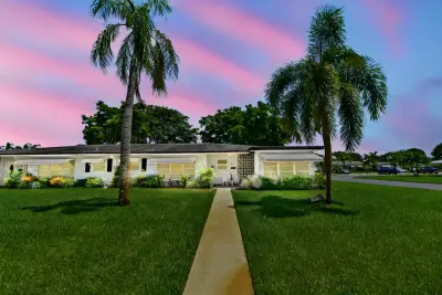 605 High Point Blvd N #C, Delray Beach: photo 1 of 34