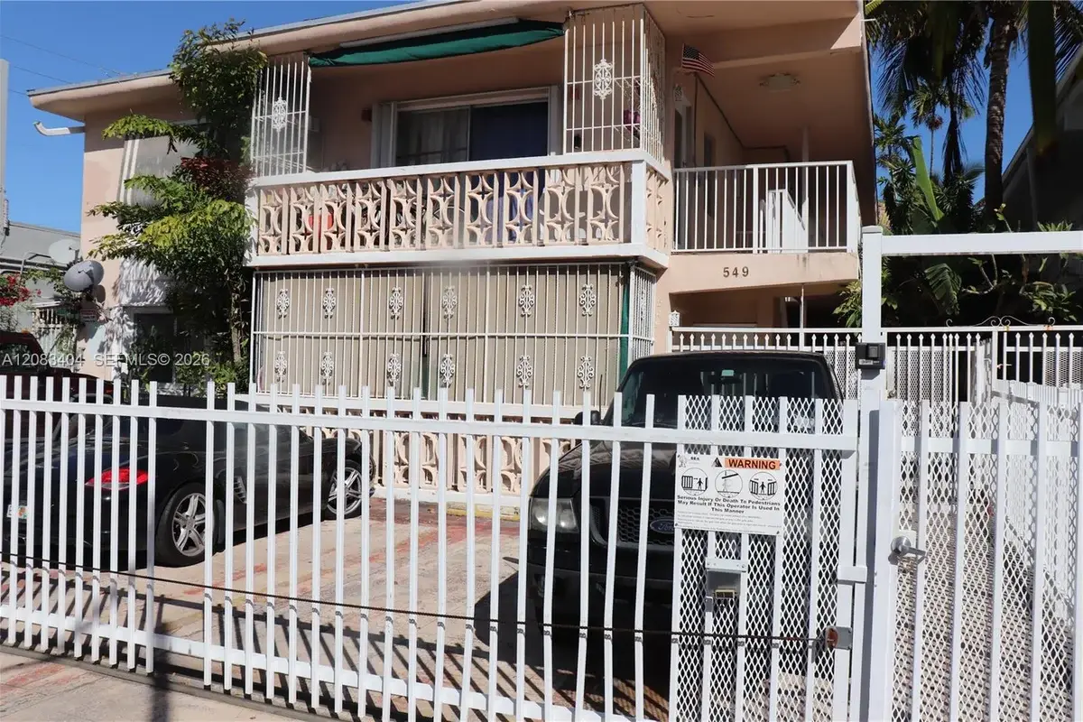 549 Meridian Ave #12, Miami Beach: photo 1 of 9