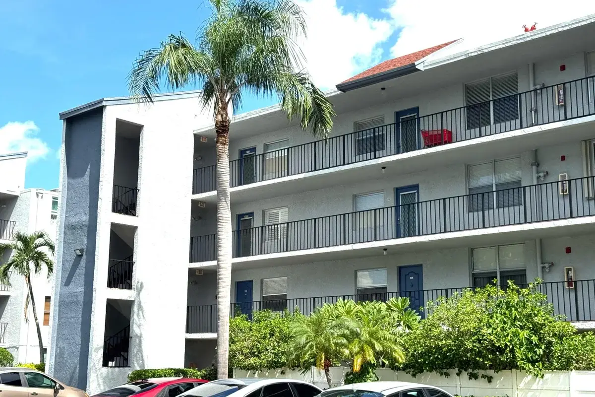 14701 Cumberland Dr #301, Delray Beach: photo 1 of 66