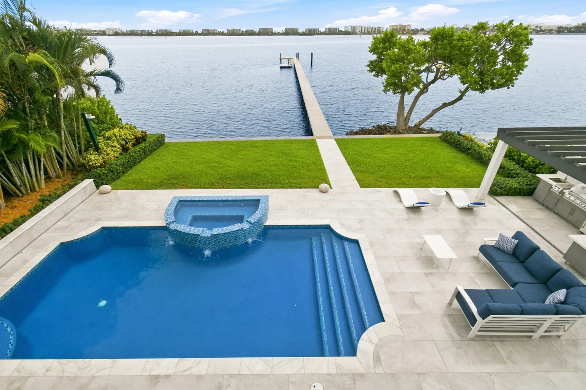 3 Lakeside Palms Ct, Lake Worth Beach: photo 1 of 75