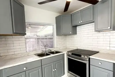 3100 NW 4th Ave #3, Pompano Beach: photo 1 of 10