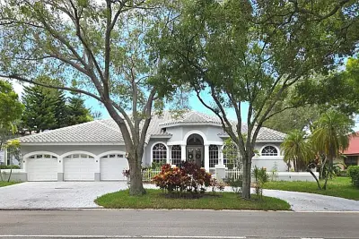 1811 Eagle Trace Blvd W, Coral Springs: photo 1 of 46