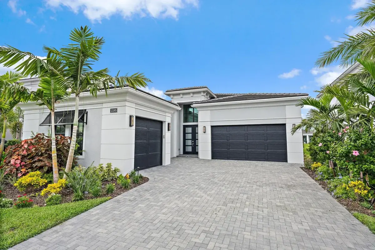 13195 Artisan Cir, Palm Beach Gardens: photo 1 of 49