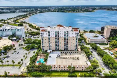 616 Clearwater Park Rd #602, West Palm Beach: photo 1 of 57