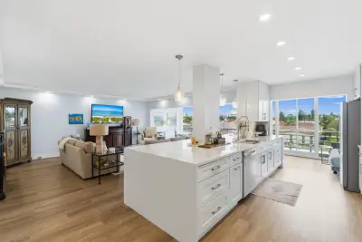 3050 NE 47th Ct #203, Fort Lauderdale: photo 1 of 50