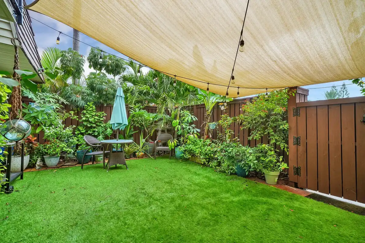 2716 SW 15th St, Deerfield Beach: photo 1 of 25