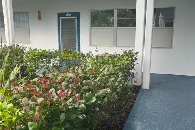 288 N Tilford N, Deerfield Beach: photo 1 of 22