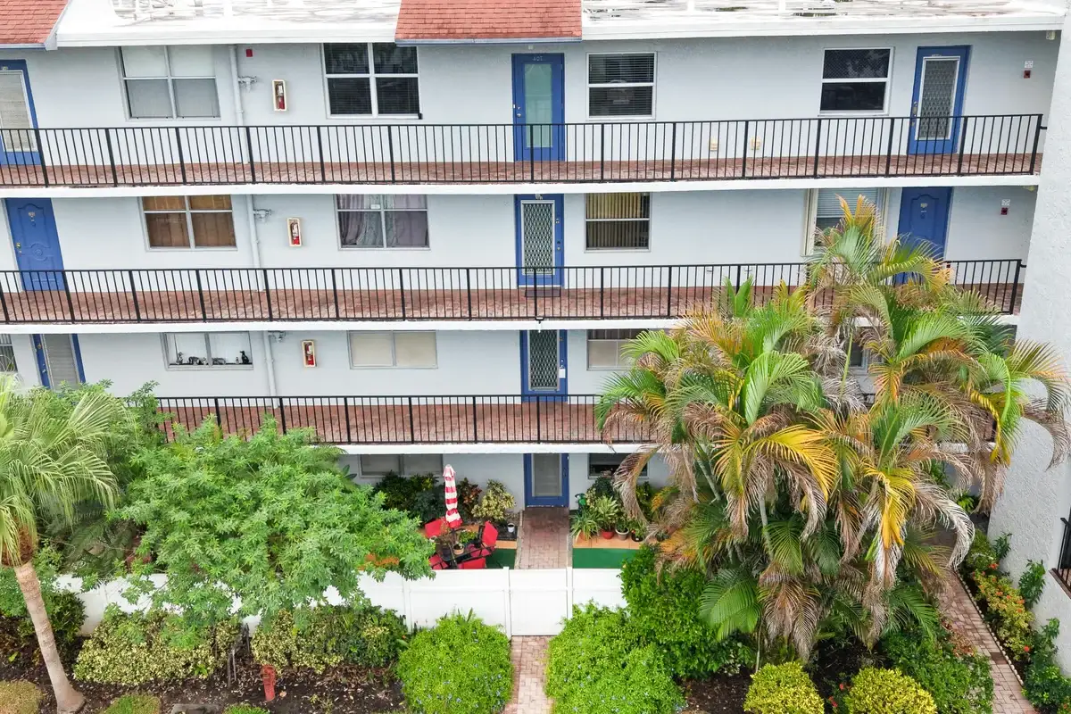 14723 Cumberland Dr #1070, Delray Beach: photo 1 of 38