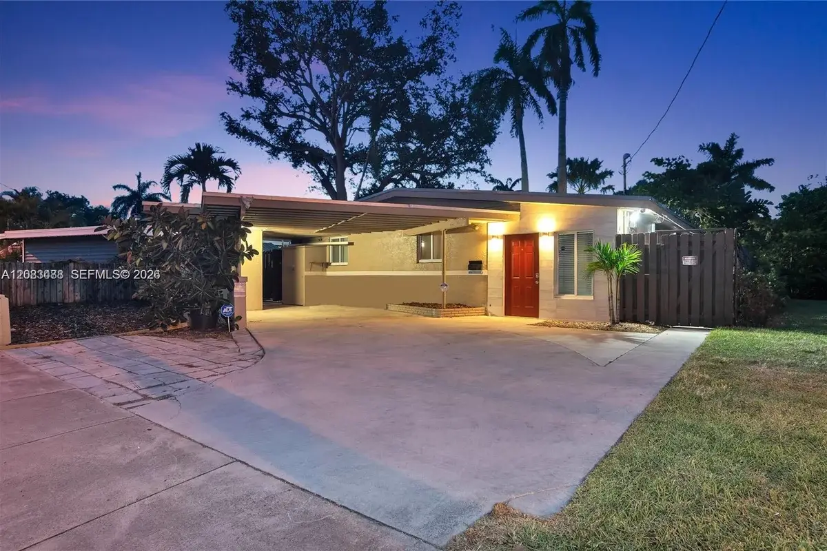 515 SW 12th St #2, Fort Lauderdale: photo 1 of 28