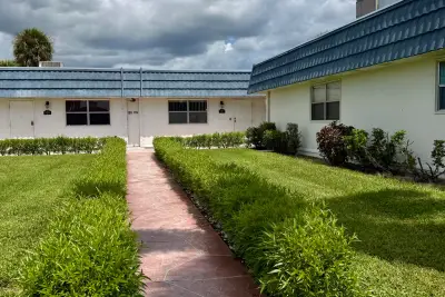 119 Waterford E, Delray Beach: photo 1 of 11