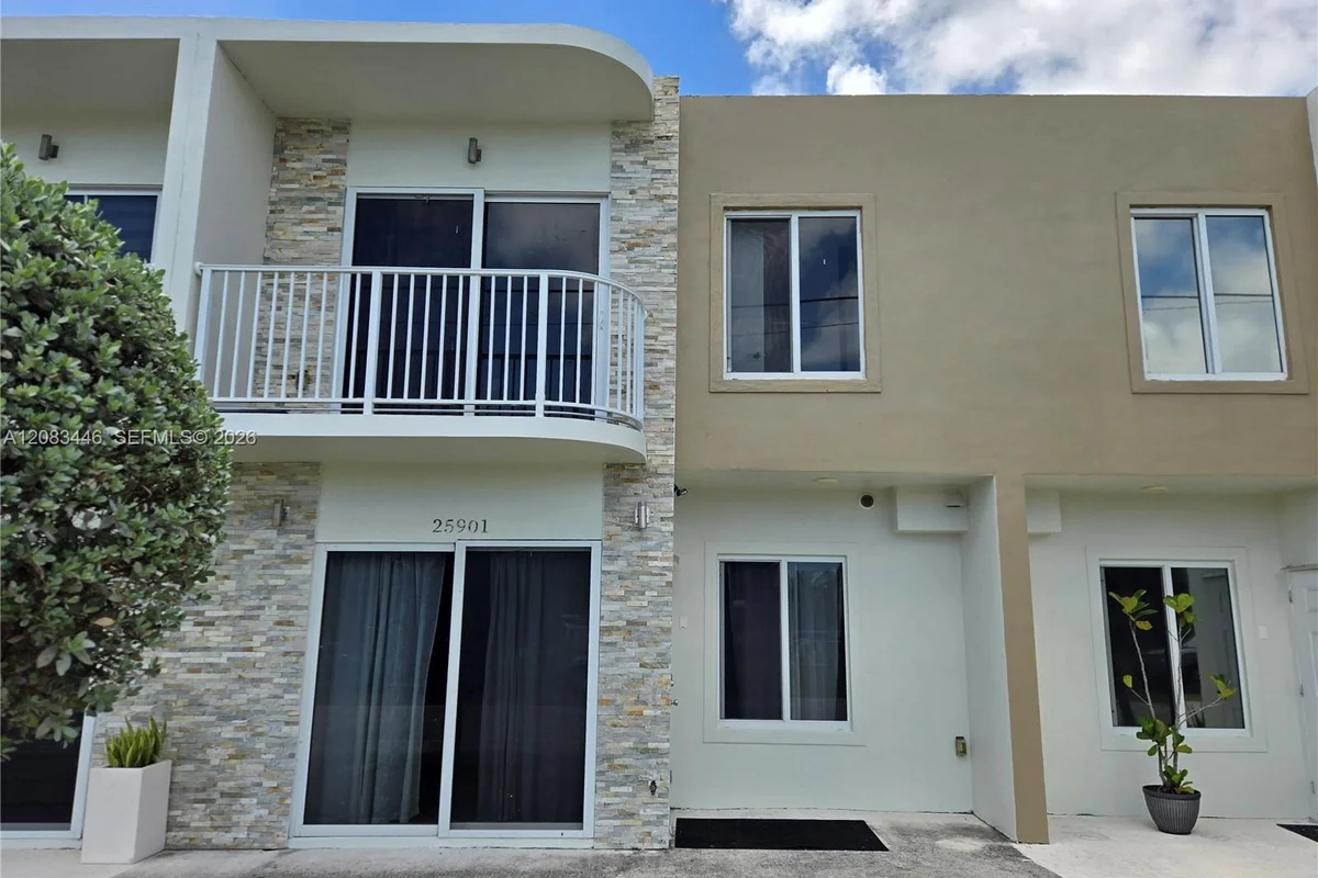 25901 SW 139th Ct, Homestead: photo 1 of 18