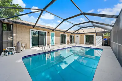 5896 Golden Eagle Cir, Palm Beach Gardens: photo 1 of 31