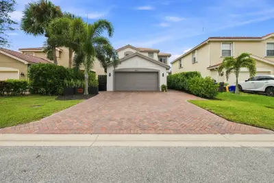 7830 Jewelwood Dr, Boynton Beach: photo 1 of 41