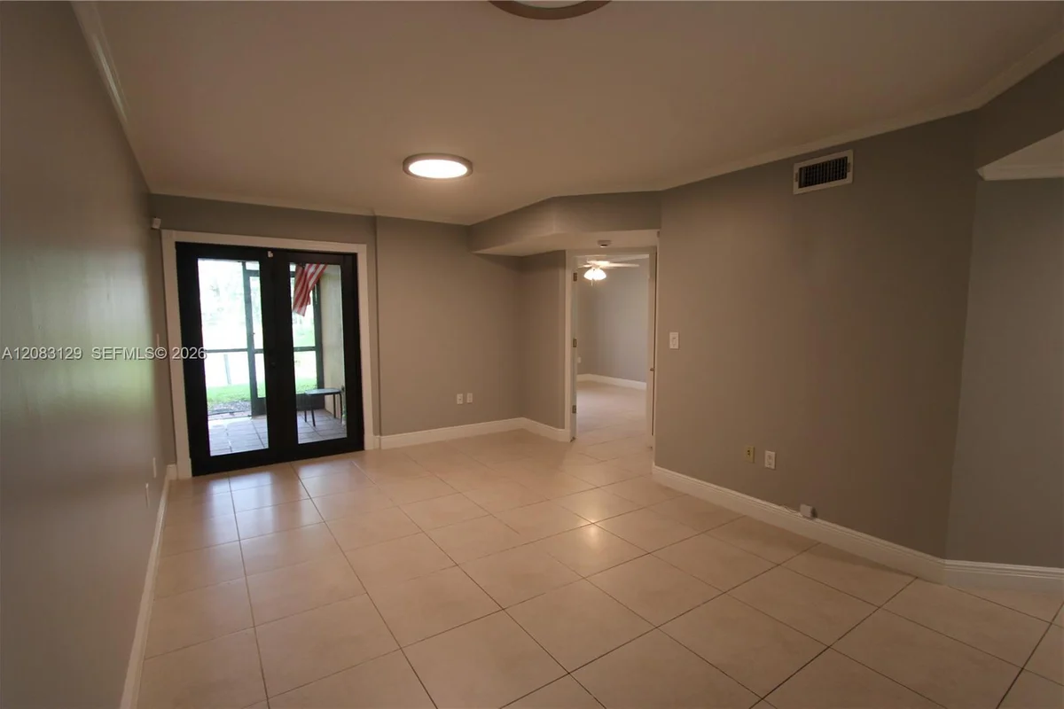 15495 N Miami Lakeway N #104-4, Miami Lakes: photo 1 of 32