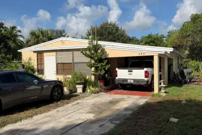 425 SW 24th Ave, Fort Lauderdale: photo 1 of 15