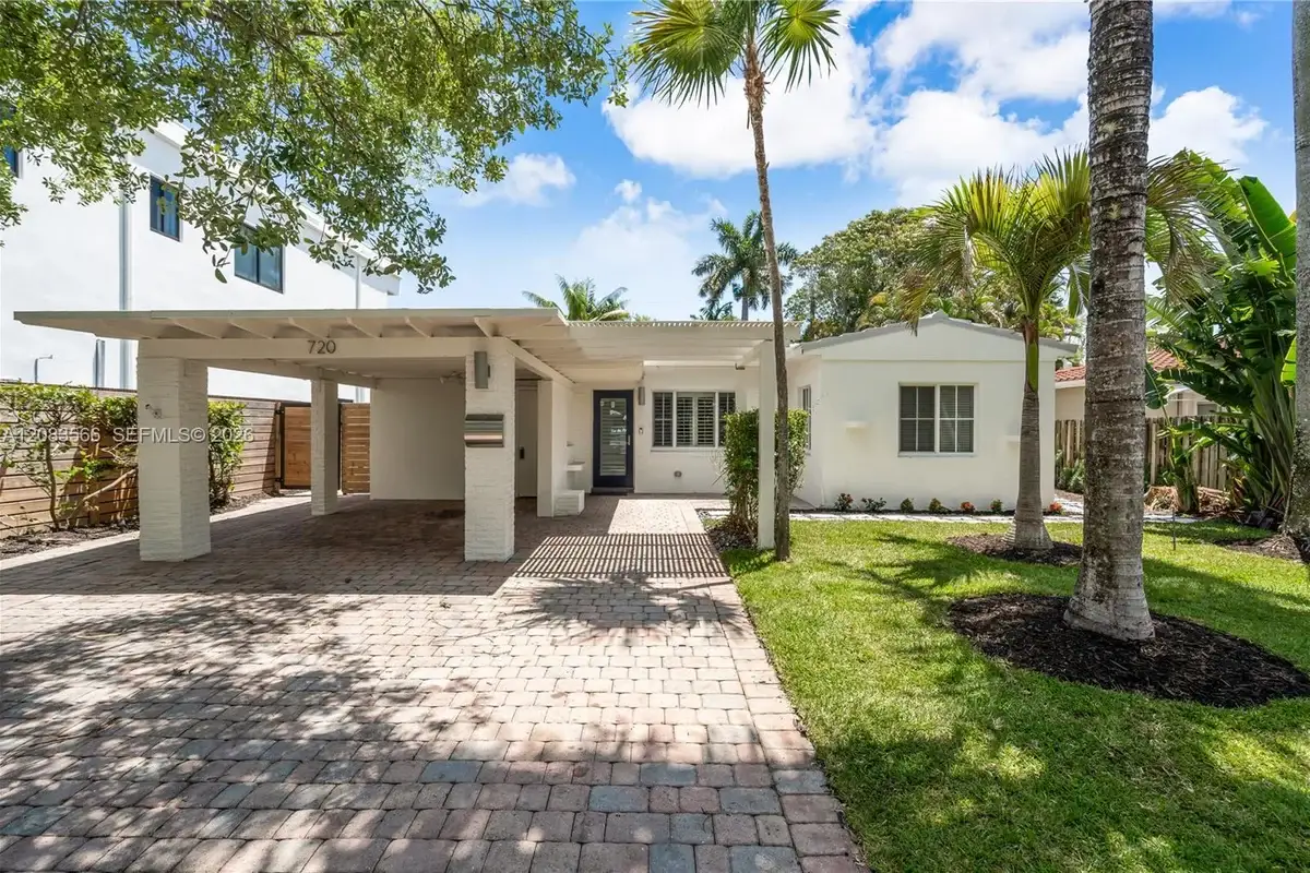 720 NE 17th Ter, Fort Lauderdale: photo 1 of 48