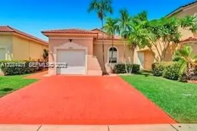 2240 NE 37th Rd, Homestead: photo 1 of 52