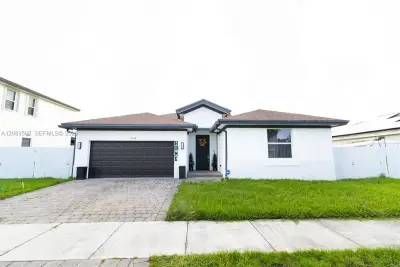 27848 SW 133rd Ave, Homestead: photo 1 of 16