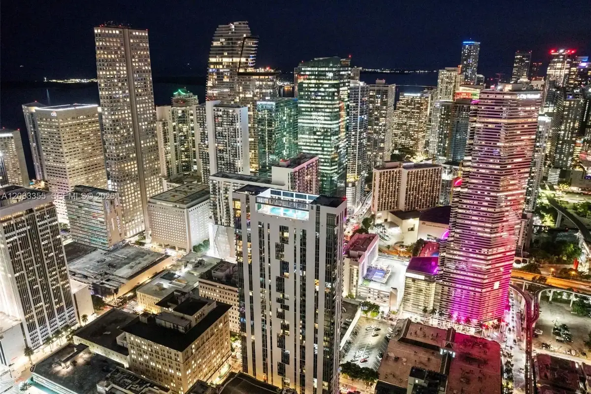 151 SE 1st St #1508, Miami: photo 1 of 42