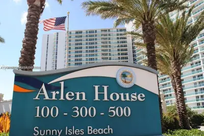 100 Bayview Dr #PH-21, Sunny Isles Beach: photo 1 of 21
