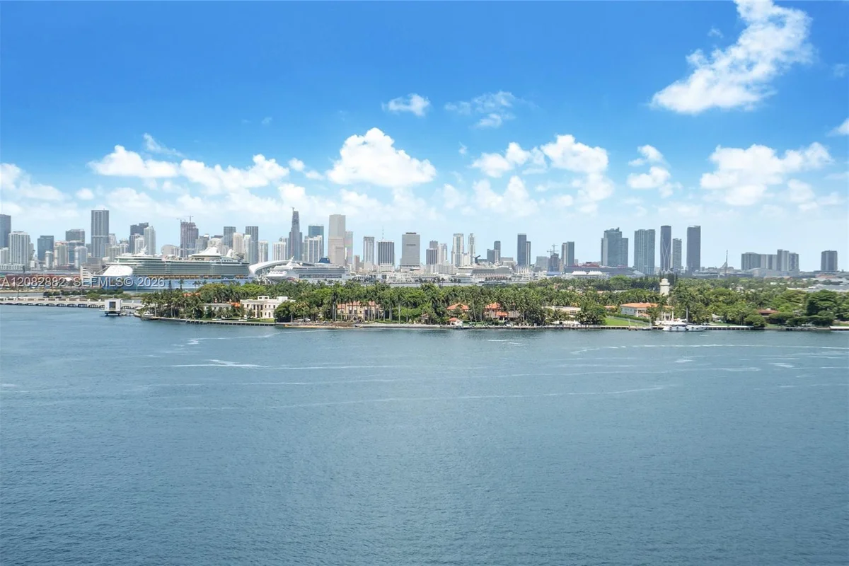 540 West Ave #1112, Miami Beach: photo 1 of 13