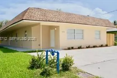 614 NW 2nd St #A, Delray Beach: photo 1 of 18