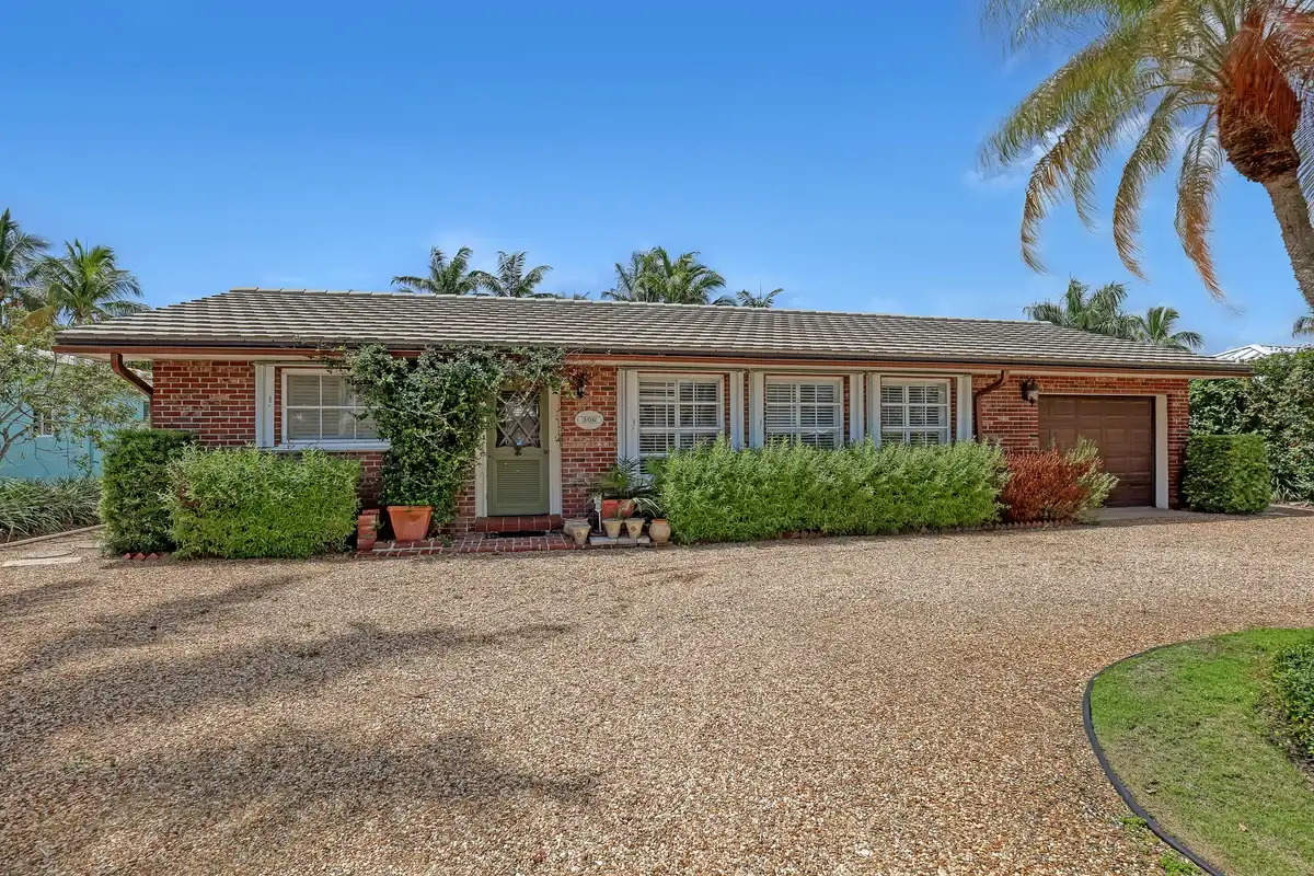 306 Cascade Ln, Palm Beach Shores: photo 1 of 53